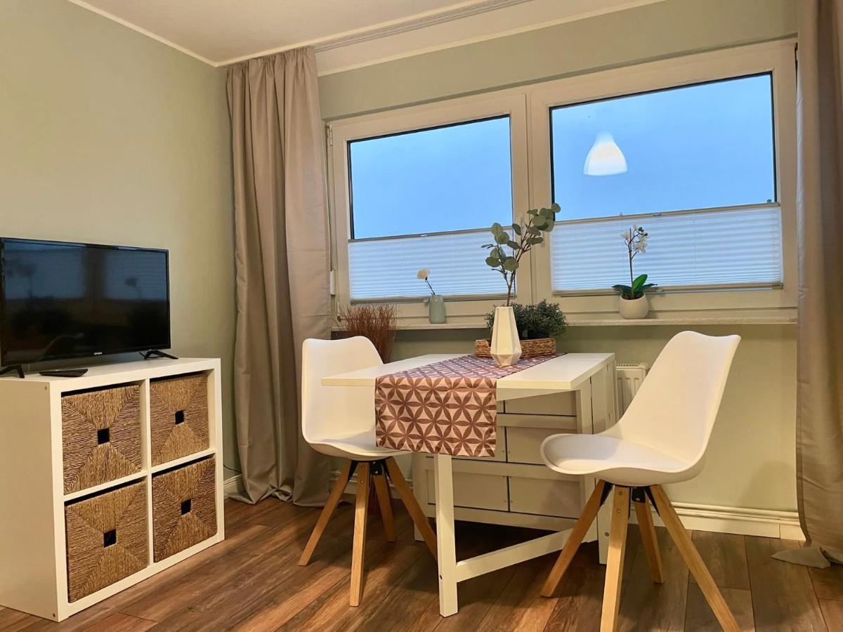 Bi Uns Too Huus Appartement Wilhelmshaven Buitenkant foto